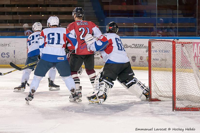 Photo hockey reportage EIHC : Slovénie-Lettonie  EN ATTENTE