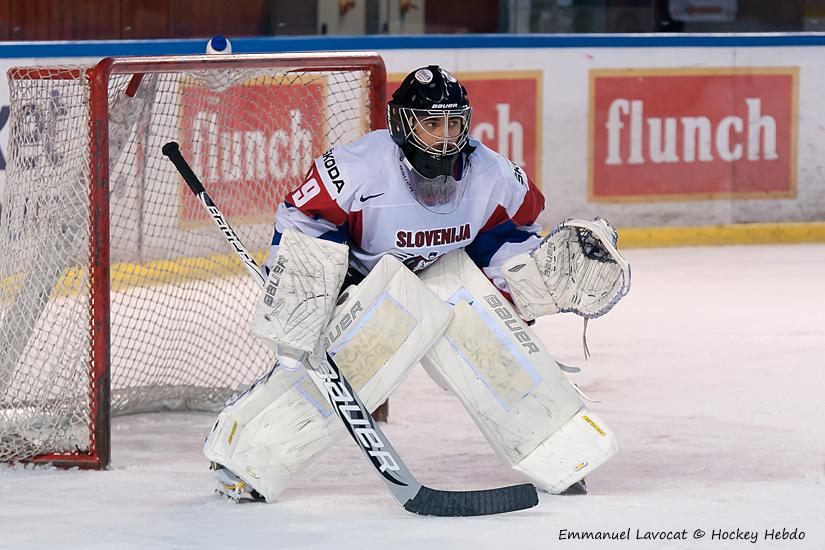 Photo hockey reportage EIHC : Slovénie-Lettonie  EN ATTENTE