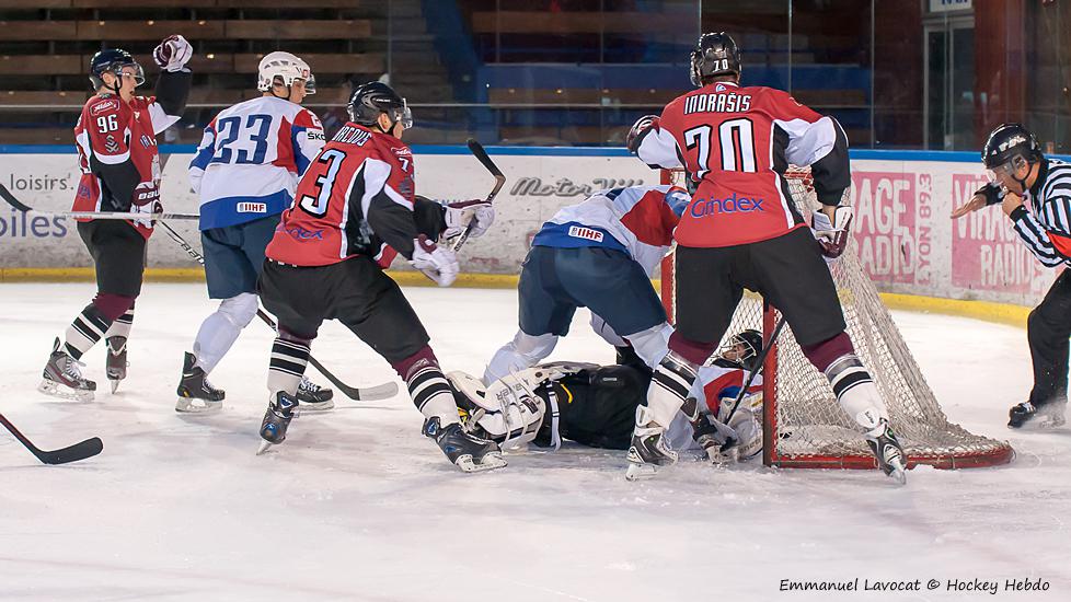 Photo hockey reportage EIHC : Slovénie-Lettonie  EN ATTENTE