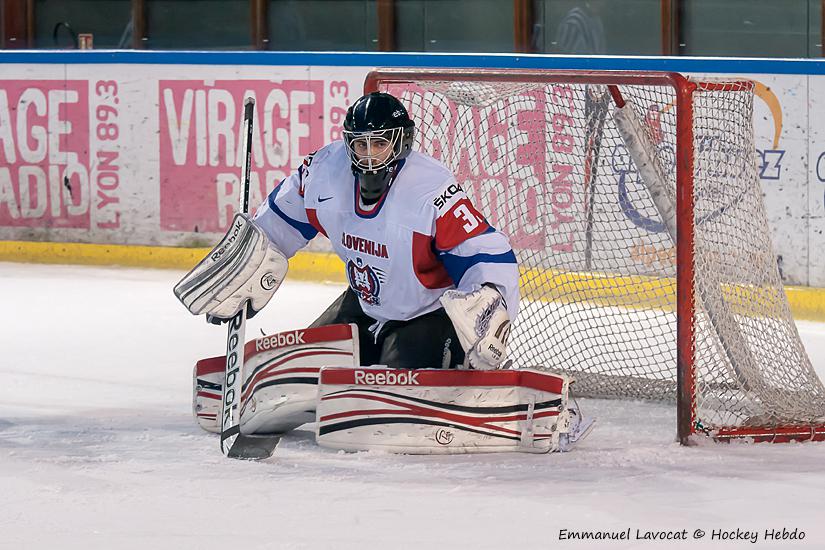 Photo hockey reportage EIHC : Slovénie-Lettonie  EN ATTENTE