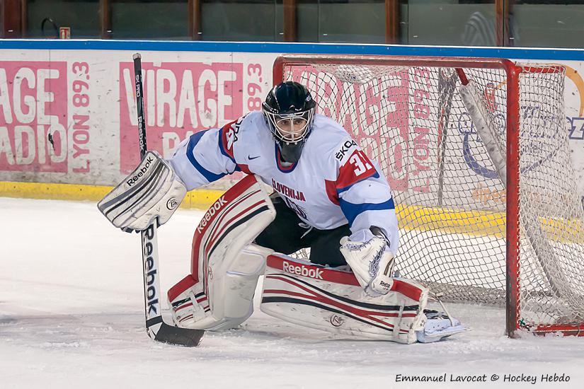 Photo hockey reportage EIHC : Slovénie-Lettonie  EN ATTENTE