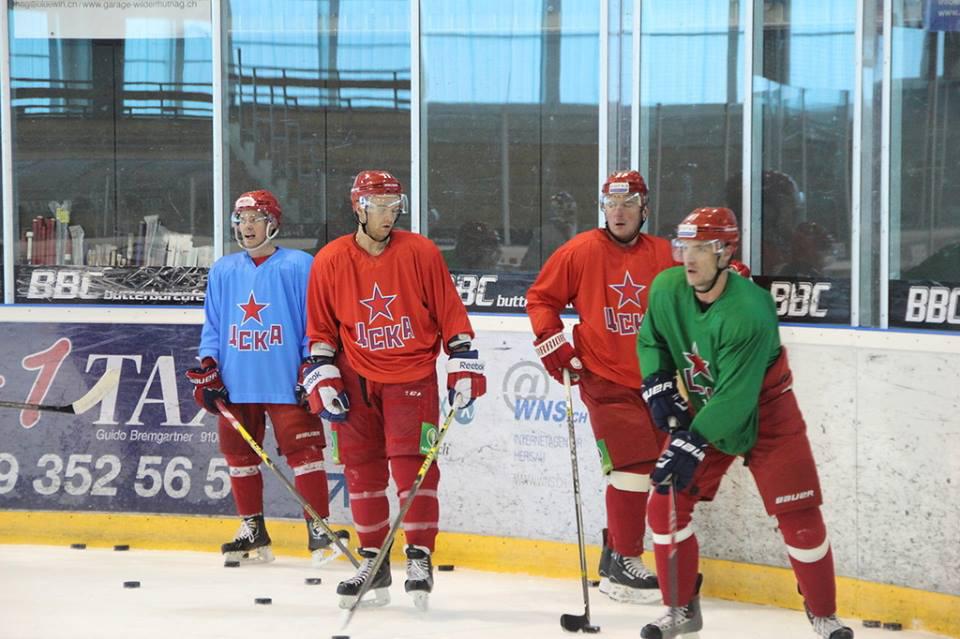 Photo hockey reportage L'entraînement suisse du CSKA