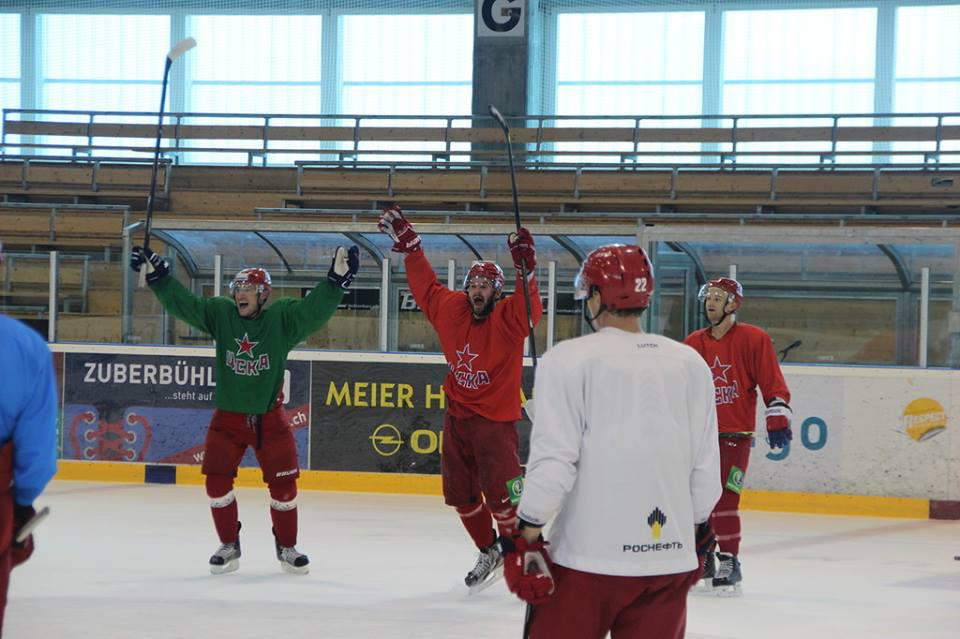 Photo hockey reportage L'entraînement suisse du CSKA