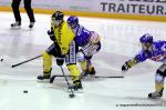 Photo hockey reportage Les Dragons remportent la première bataille.