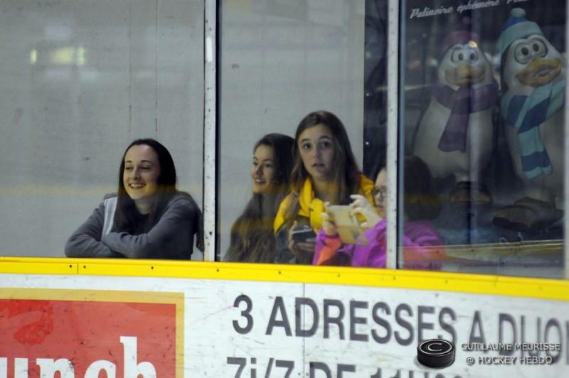 Photo hockey reportage Les premières étoiles pour le DHC.