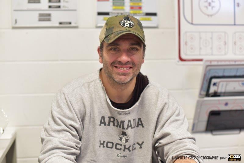 Photo hockey reportage Photos Entretien Joël Bouchard