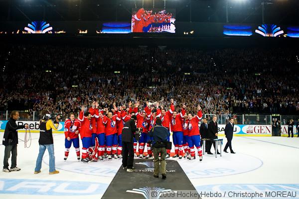 Photo hockey reportage Zürich remporte la Victoria Cup !